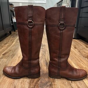 Frye Chestnut Leather Heeled Boots